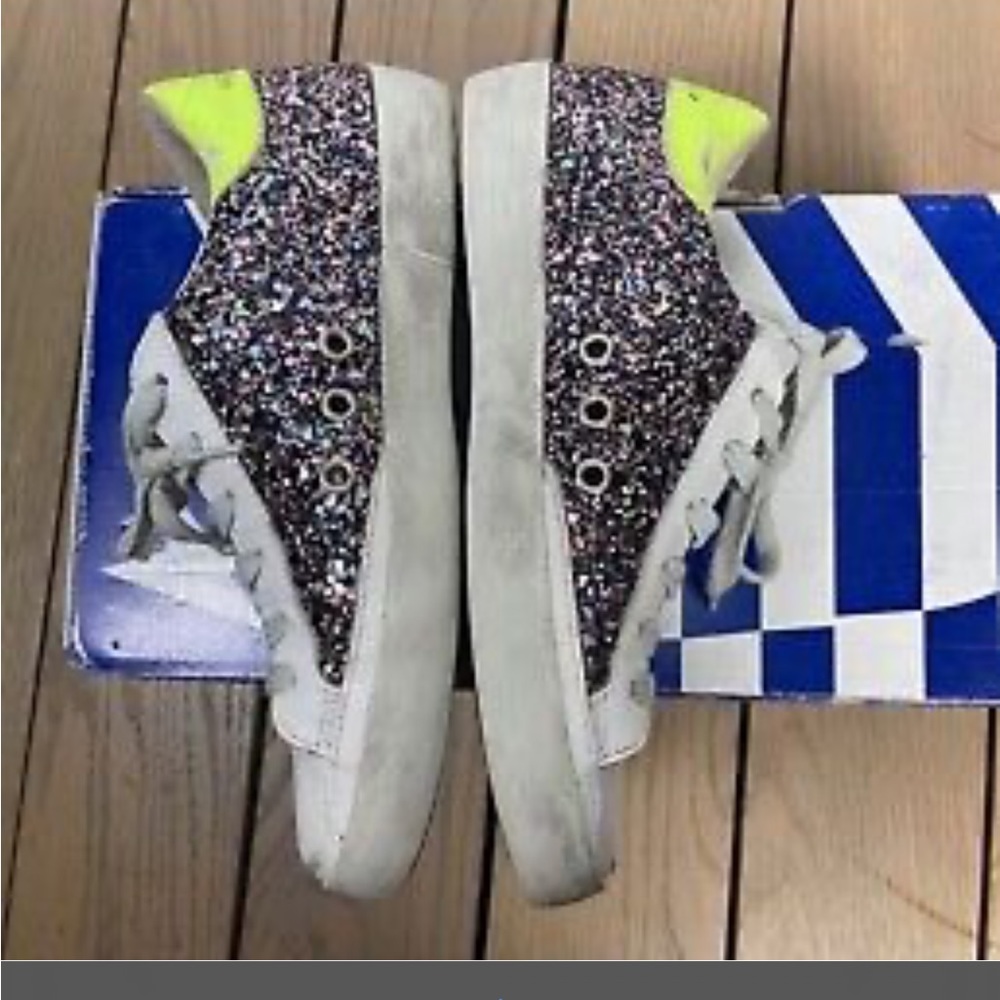 Multicolor glitter golden goose with neon tab